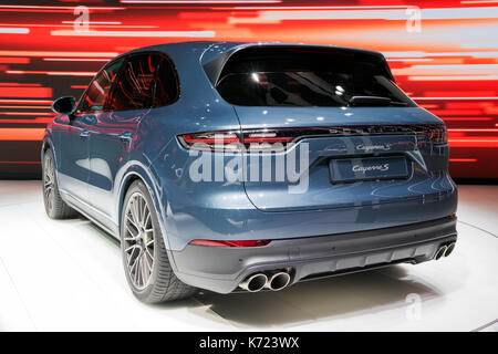 Frankfurt am Main, Deutschland. 13 Sep, 2017. Neue 2018 Porsche Cayenne S präsentiert auf der Frankfurter Automobilausstellung IAA 2017. Credit: JLBvdWOLF/Alamy leben Nachrichten Stockfoto