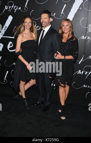 New York, USA. 13 Sep, 2017. "Mutter!" Filmpremiere in New York. Harry Connick jr., Jill Goodacre und Tochter der Credit: Erik Pendzich/Alamy leben Nachrichten Stockfoto