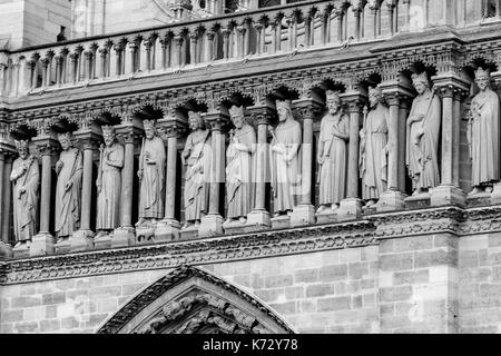 Nahaufnahme der Kirche Notre Dame in Paris Stockfoto