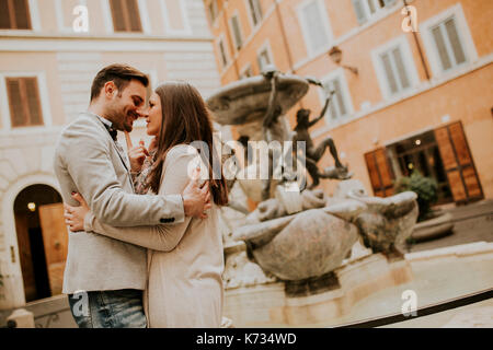 Paar Sightseeing auf Reisen Urlaub in Rom, Italien Stockfoto