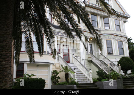 Painted Ladies (viktorianischen Reihenhäuser in San Francisco, CA) Stockfoto