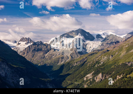 LA SAGE, SCHWEIZ - Pigne d'Arolla Berg (3.796 m 12,454 ft) in den Walliser Alpen, Kanton Wallis, Schweizer Alpen. Stockfoto