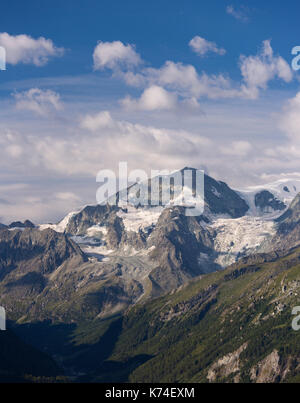 LA SAGE, SCHWEIZ - Pigne d'Arolla Berg (3.796 m 12,454 ft) in den Walliser Alpen, Kanton Wallis, Schweizer Alpen. Stockfoto