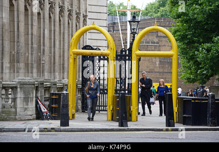 Neue Sicherheit Sperren, London, England. Stockfoto