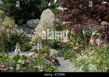 Die Oregon Garten, einem Felsvorsprung Garten, an der RHS Hampton Court Palace Flower Show, London Stockfoto