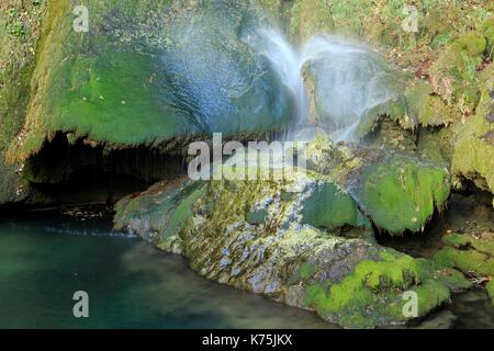 Frankreich, Drome, Ombleze, Gorges d'Ombleze, versteinerte Kaskaden des Flusses La Gervanne Stockfoto