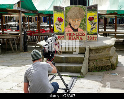 Prinzessin Diana Bild in gut dressing Chesterfield Derbyshire England 2017 verwendet Stockfoto