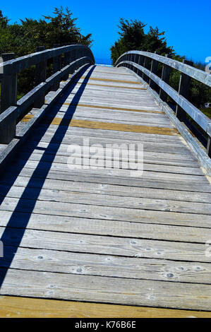 Brücke zu den Ozean Stockfoto