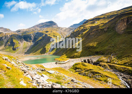 Nassfeld Speicher See neben dem Großglockner Hochalpenstraße im Nationalpark Hohe Tauern Stockfoto