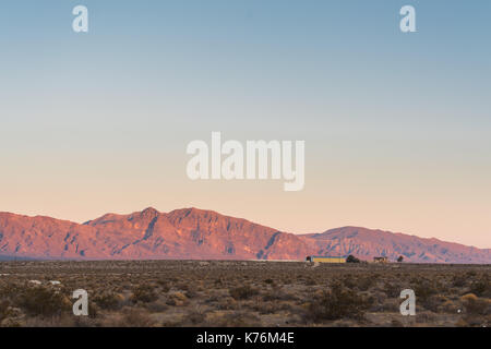 Sonnenuntergang in der Armagosa Valley, Nevada, in der Nähe des California State Line und Death Valley Junction Stockfoto