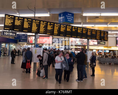 Bahnhof Leeds, Leeds City Centre, Leeds, Yorkshire, England, Großbritannien Stockfoto