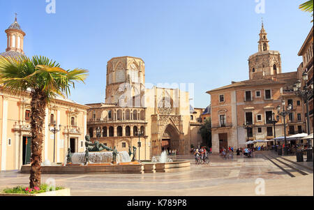 Plaza De La Virgen in Valencia Stockfoto