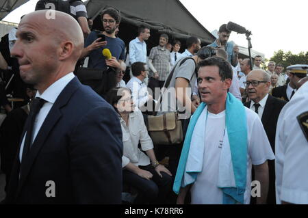 Vielzahl Club trifft Französische Armee Fußballmannschaft für eine Nächstenliebe übereinstimmen, Paris, Frankreich Stockfoto