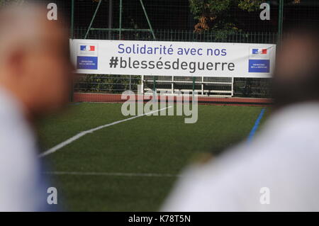 Vielzahl Club trifft Französische Armee Fußballmannschaft für eine Nächstenliebe übereinstimmen, Paris, Frankreich Stockfoto