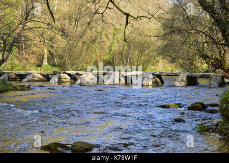 Tarr Schritte 1880 Brücke über den Fluss Barle, in der Nähe von Exmoor Withypool, gesehen von der East Side Stockfoto