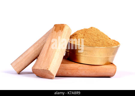 Chandan oder Sandelholz, Sandelholz Sticks, Parfüm, selektiven Fokus Stockfoto