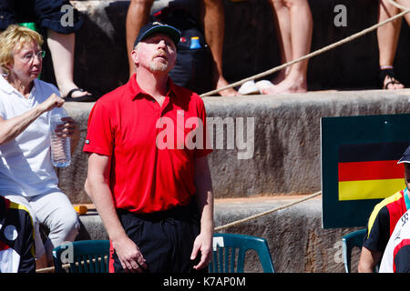 Oeiras, Portugal. 15 Sep, 2017. Der Leiter des Herrentennis, Boris Becker, während der Davis Cup Play-off Match zwischen Portugal und Deutschland im Centro Desportivo Nacional Jamor in Oeiras/Lissabon. Credit: Frank Molter/Alamy leben Nachrichten Stockfoto