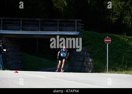 Ruhpolding, Deutschland. 15 Sep, 2017. Lucas Lechner im DEUTSCHE biathlon Meisterschaft 2017 Langlaufen Eislaufen Wettkampf, Speziallanglauf FT 10 km Männer Credit: Marcel Laponder/Alamy leben Nachrichten Stockfoto