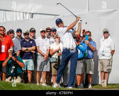 Chicago, USA. 16 Sep, 2017. Jordanien Spieth konkurriert bei der BMW Meisterschaften an der Conway Farms Golf Kurs in Lake Forest, Illinois, USA, auf September, 15, 2017. Quelle: Joel Lerner/Xinhua/Alamy leben Nachrichten Stockfoto
