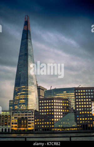 LONDON, GROSSBRITANNIEN - 29 AUGUST 2017: Blick auf den Shard in London Skyline Stockfoto