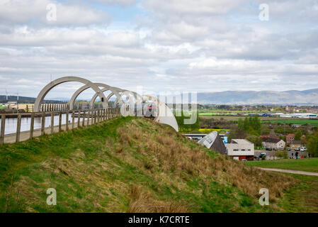 Eine Ansicht von Falkirk Wheel Schiffshebewerk und Canal, Schottland Stockfoto