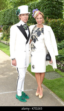 Foto muss Gutgeschrieben © Alpha Presse 079965 16/06/2016 Lily Becker an der Ladies Day Royal Ascot 2016 Ascot Racecourse, Ascot, Berkshire Stockfoto