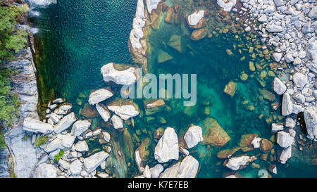 Panorama-aufnahme des Flusses Maggia im Tessin, Schweiz Stockfoto