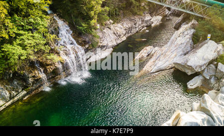 Panorama-aufnahme des Flusses Maggia im Tessin, Schweiz Stockfoto