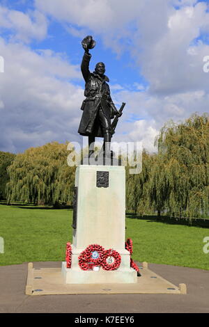 Kriegerdenkmal, Radnor Gärten, Twickenham, London Borough von Richmond upon Thames, England, Großbritannien, Großbritannien, Europa Stockfoto