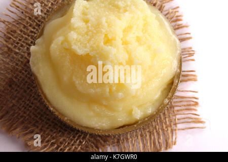 Desi Ghee oder clariified flüssige Butter, Öl, reinem Ghee Stockfoto