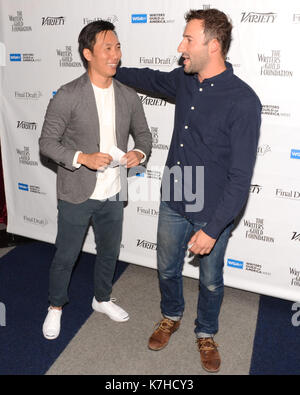 Kevin Yu Steven Davis nimmt an der Podiumsdiskussion Sublime Primetime 2017 der WGAW Teil Emmy-nominierte Writers Writers Guild Theatre September 15,2016 Beverly Hills, Kalifornien. Stockfoto