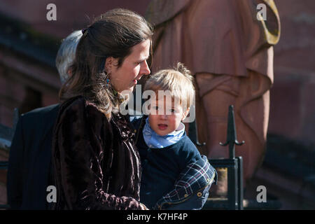 Amorbach, Deutschland. 16 Sep, 2017. Religiöse Hochzeit von Erbprinz Ferdinand von Leiningen und Prinzessin Viktoria Luise von Preussen in Amorbach (Bayern), Deutschland. Am 16. September 2017. Foto: Erhardt Szakacs |/picture alliance/dpa/Alamy leben Nachrichten Stockfoto