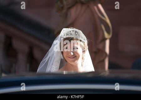 Amorbach, Deutschland. 16 Sep, 2017. Religiöse Hochzeit von Erbprinz Ferdinand von Leiningen und Prinzessin Viktoria Luise von Preussen in Amorbach (Bayern), Deutschland. Am 16. September 2017. Foto: Erhardt Szakacs |/picture alliance/dpa/Alamy leben Nachrichten Stockfoto