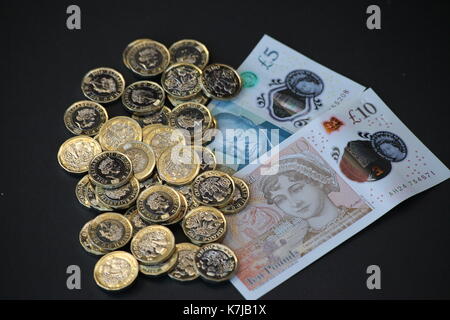 Neue 2017 Banknoten und Münzen Stockfoto