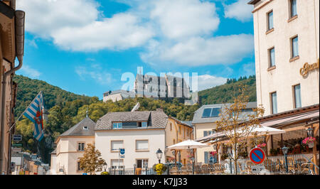 Blick auf das Schloss von Vianden, Luxemburg Stockfoto