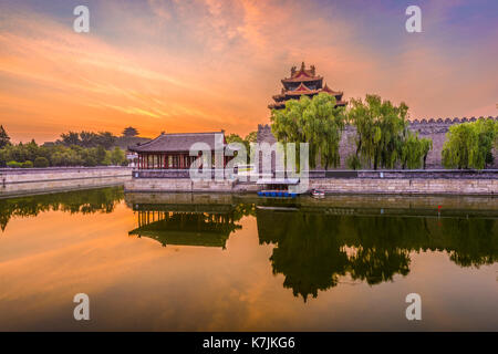 Peking, Verbotene Stadt äußeren Graben im Morgengrauen. Stockfoto