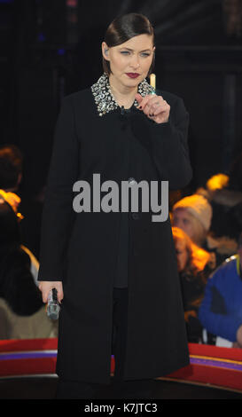 Foto muss Gutgeschrieben © Kate Grün/Alpha Presse 079965 05/01/2016 Emma Willis Celebrity Big Brother 2016 starten Nacht Elstree Studios Hertfordshire London Stockfoto