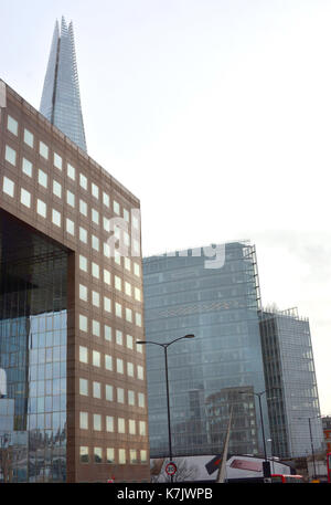 Foto muss Gutgeschrieben © Alpha Presse 066465 23/01/2016 News UK Business Offices in den Nachrichten am 1 London Bridge Street in London Home News Corp Großbritannien & Irland beschränkt. Stockfoto