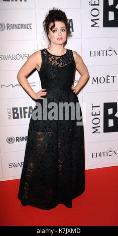 Foto muss Gutgeschrieben © Alpha Presse 078237 06/12/2015 Helena Bonham Carter am 18 Moet British Independent Film Awards werden an Old Billingsgate Markt London statt. Stockfoto