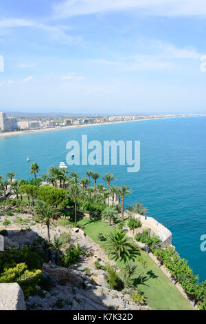 Castellón, Spanien - 4. September 2016: Gärten des Schlosses Papa Luna in Peñiscola. Stockfoto
