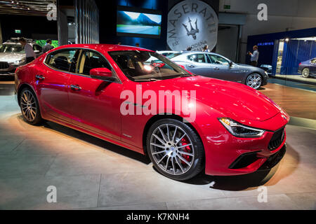 FRANKFURT, Deutschland - 12.September 2017: Maserati Ghibli GranLusso Auto auf der Frankfurter Automobilausstellung IAA 2017 präsentiert. Stockfoto