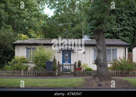 Allgemeine Ansicht der Außenseite eines post WW 2 vorgefertigte Home, einer von 17, die 1945 auf Wake Green Road in Moseley, Birmingham,, die jetzt Gegenstand einer Conservation Projekt gebaut wurden. Stockfoto