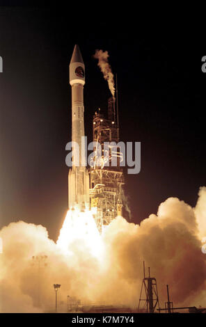 Die Atlas Collection im San Diego Air & Space Museum bewahrt bedeutende Materialien im Zusammenhang mit dem Atlas Raumfahrzeugprogramm auf, darunter 3.000 Rollen 16-mm-Filme, Fotos und technische Aufzeichnungen. Er dokumentiert die Entwicklung des Atlas vom ICBM zum Trägerraketen. Stockfoto