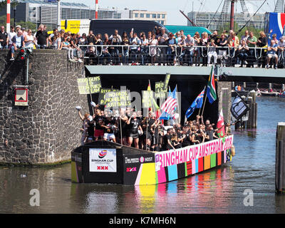 Boot 11 Bingham Cup Amsterdam 2018, Canal Parade Amsterdam 2017 Foto 7. Stockfoto