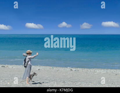 Der schöne Strand mit schönem Sand coluds bule Sky, Taiwan Stockfoto