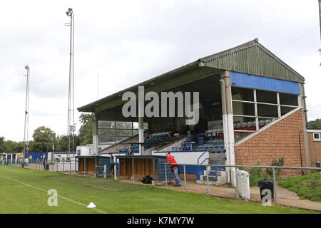 Allgemeine Ansicht der Haupttribüne während Hertford Stadt vs AFC Hornchurch, Emirates FA Cup Fußball an Hertingfordbury Park am 16. September 2017 Stockfoto