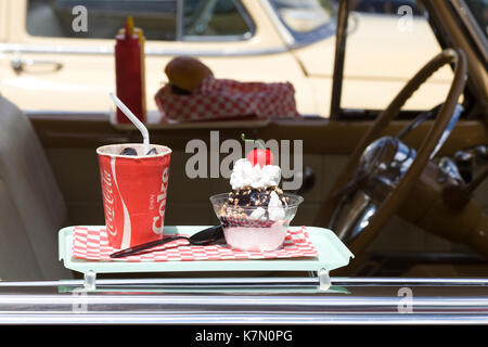 Drive in Essen auf American Classic Fahrzeug und Stockfoto