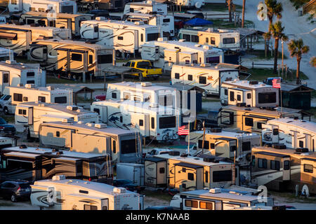 South Carolina, Myrtle Beach RV Travel Park, Freizeitfahrzeuge, Anhänger, Wohnwagen, Zeltplatz, Luftaufnahme über Anhängern, Stockfoto