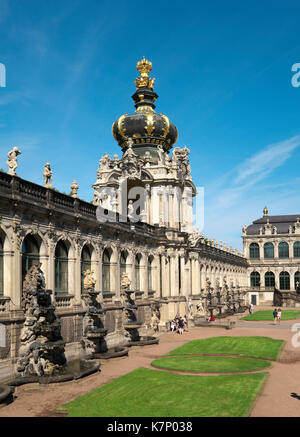 Kronentor Tor, Zwinger Palast, Dresden, Sachsen, Deutschland Stockfoto