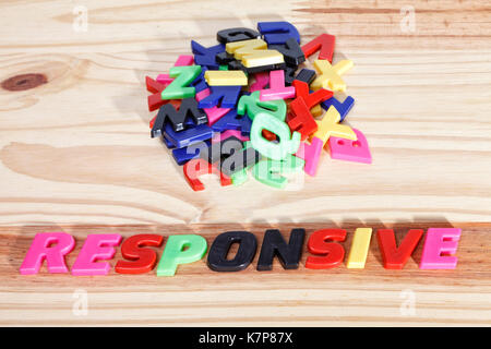 Reaktionsschnelle bunte Wörter. Stockfoto